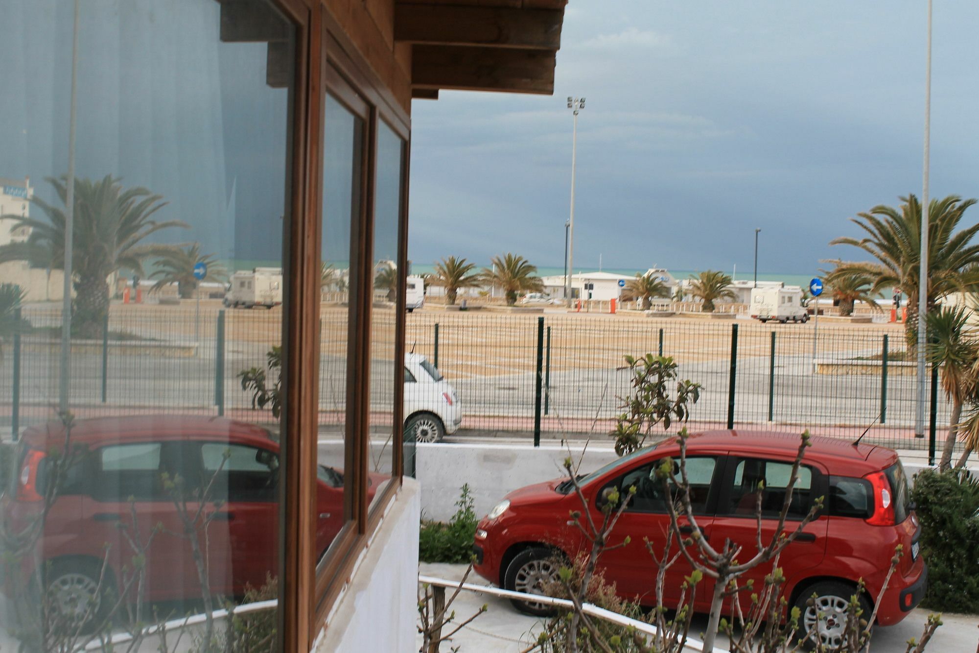 B&B Palazzo Manfredi Vieste, Fronte Mare Con Parcheggio Exterior foto